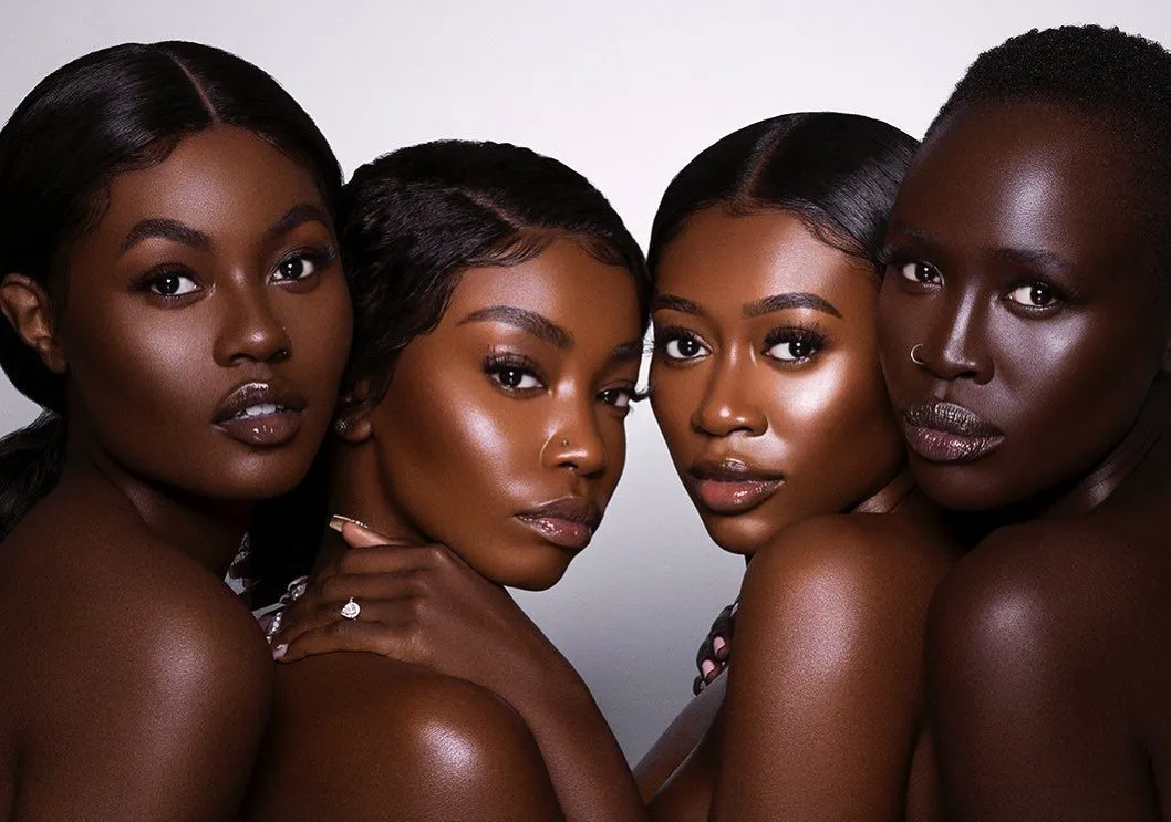 Best Foundations for Flawless Skin in 2025 — Full Coverage & Lightweight Picks